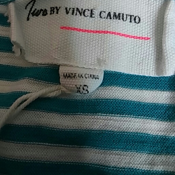 Two by Vince Camuto Cold Shoulder Top - Picture 3 of 5